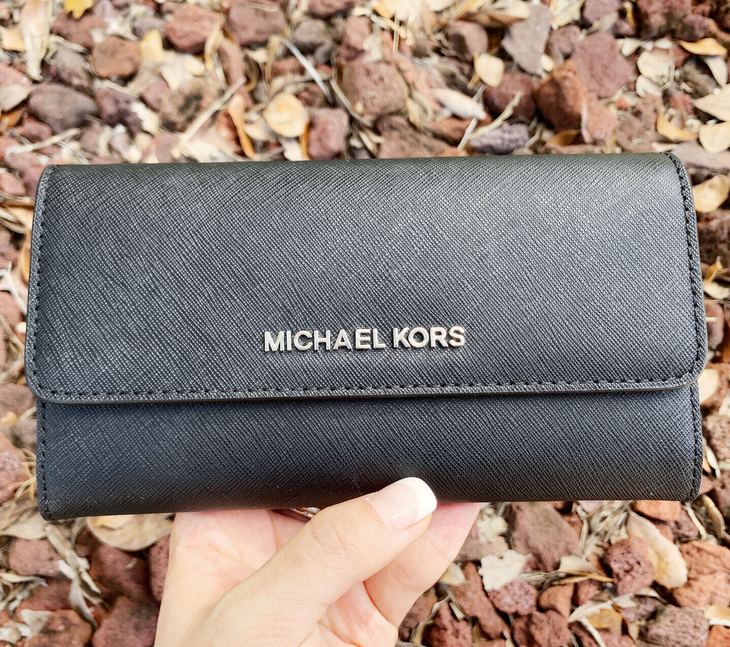 Michael Kors Jet Set Travel Large Trifold Wallet Signature MK Brown Black Pink